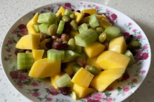 edamame mango salad